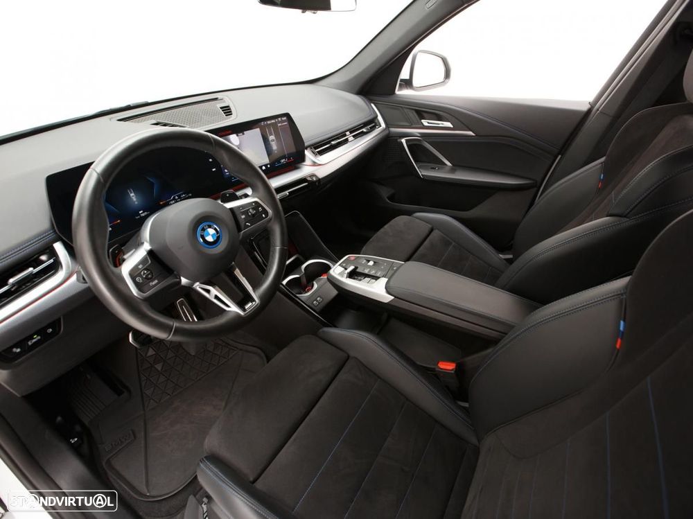 BMW X1 xDrive25e Pack Desportivo M - 10
