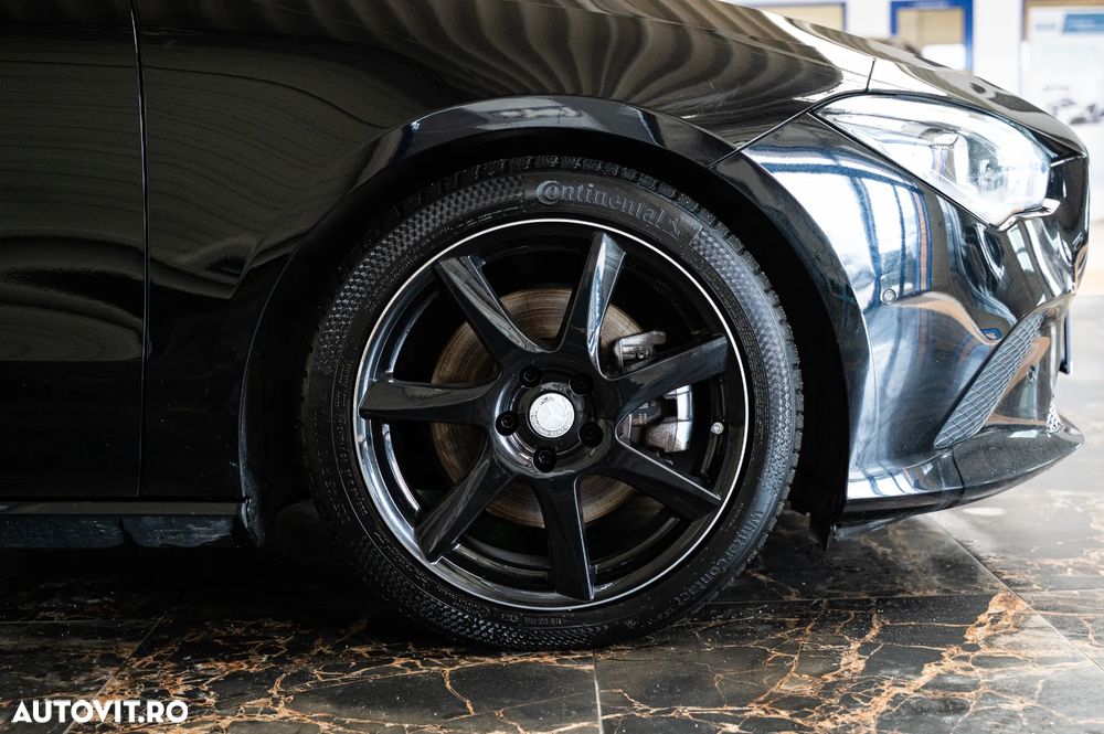 Mercedes-Benz CLA 220 d Coupe Aut. - 14