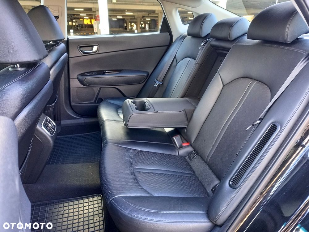 Kia Optima - 8