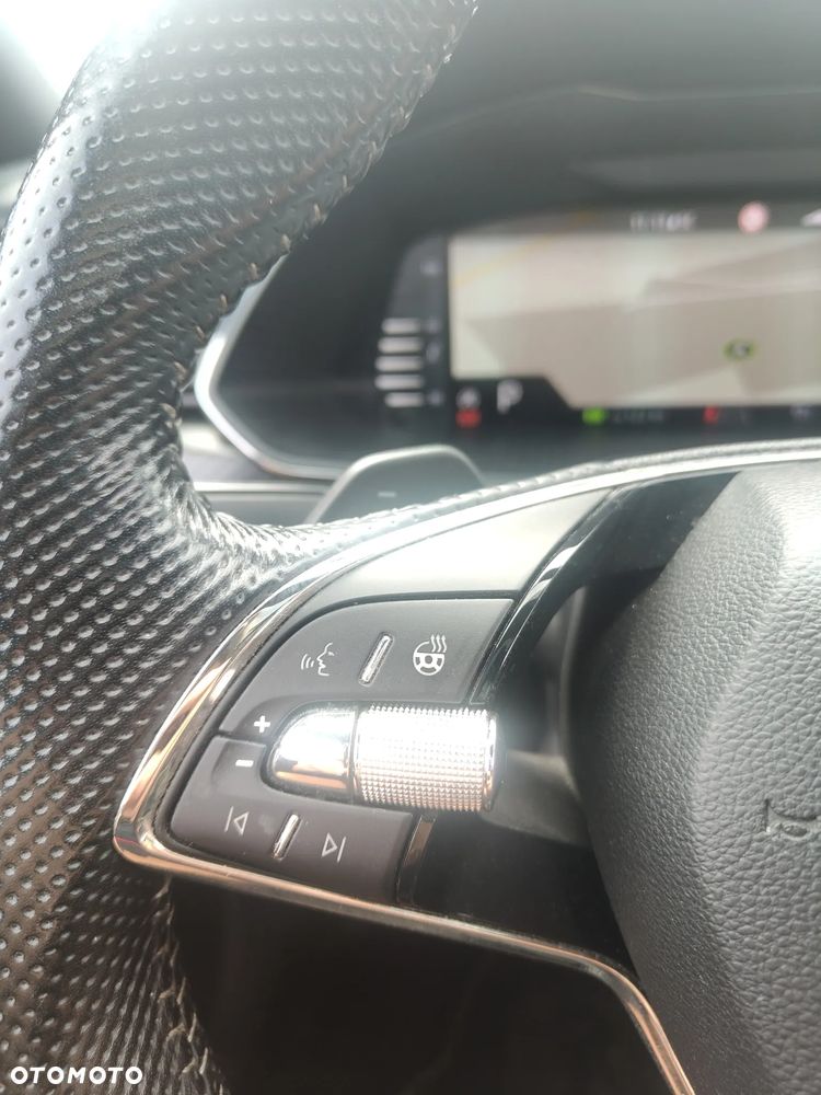 Skoda Superb 2.0 TDI SCR Sportline DSG - 12