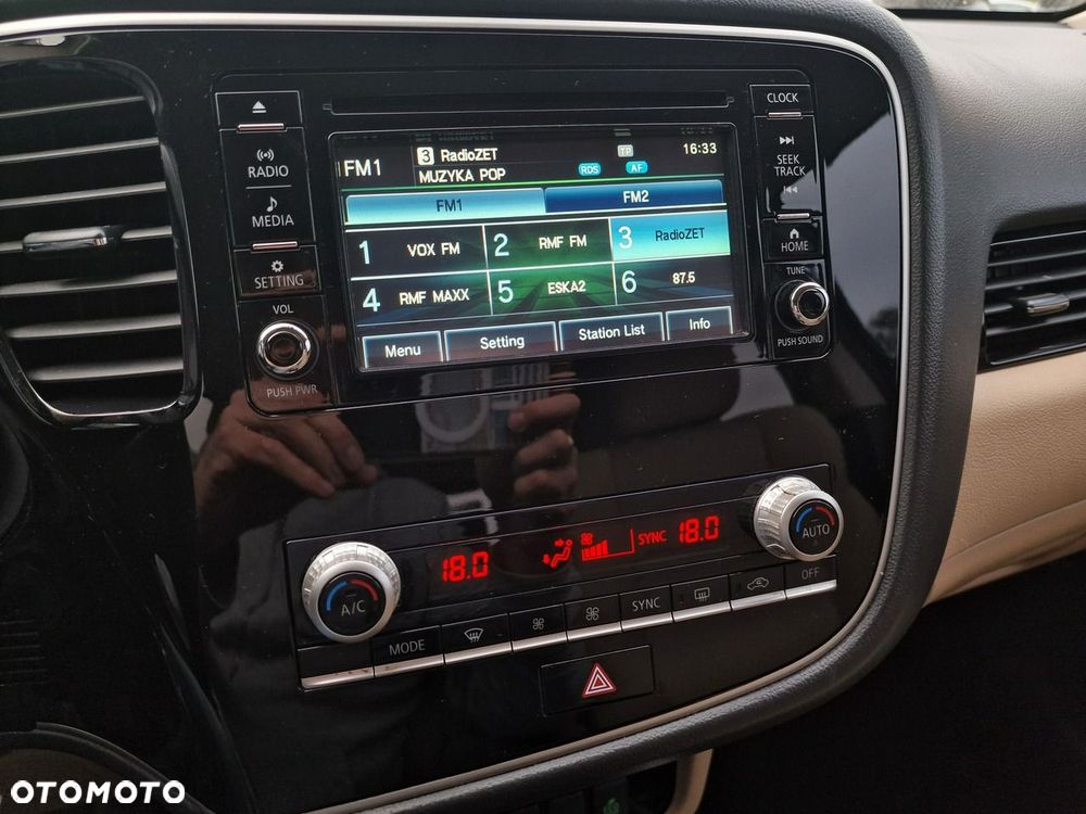 Mitsubishi Outlander - 22