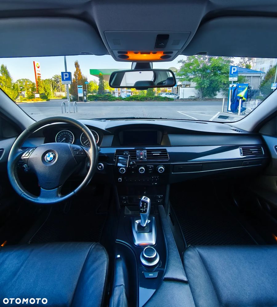 BMW Seria 5 - 35