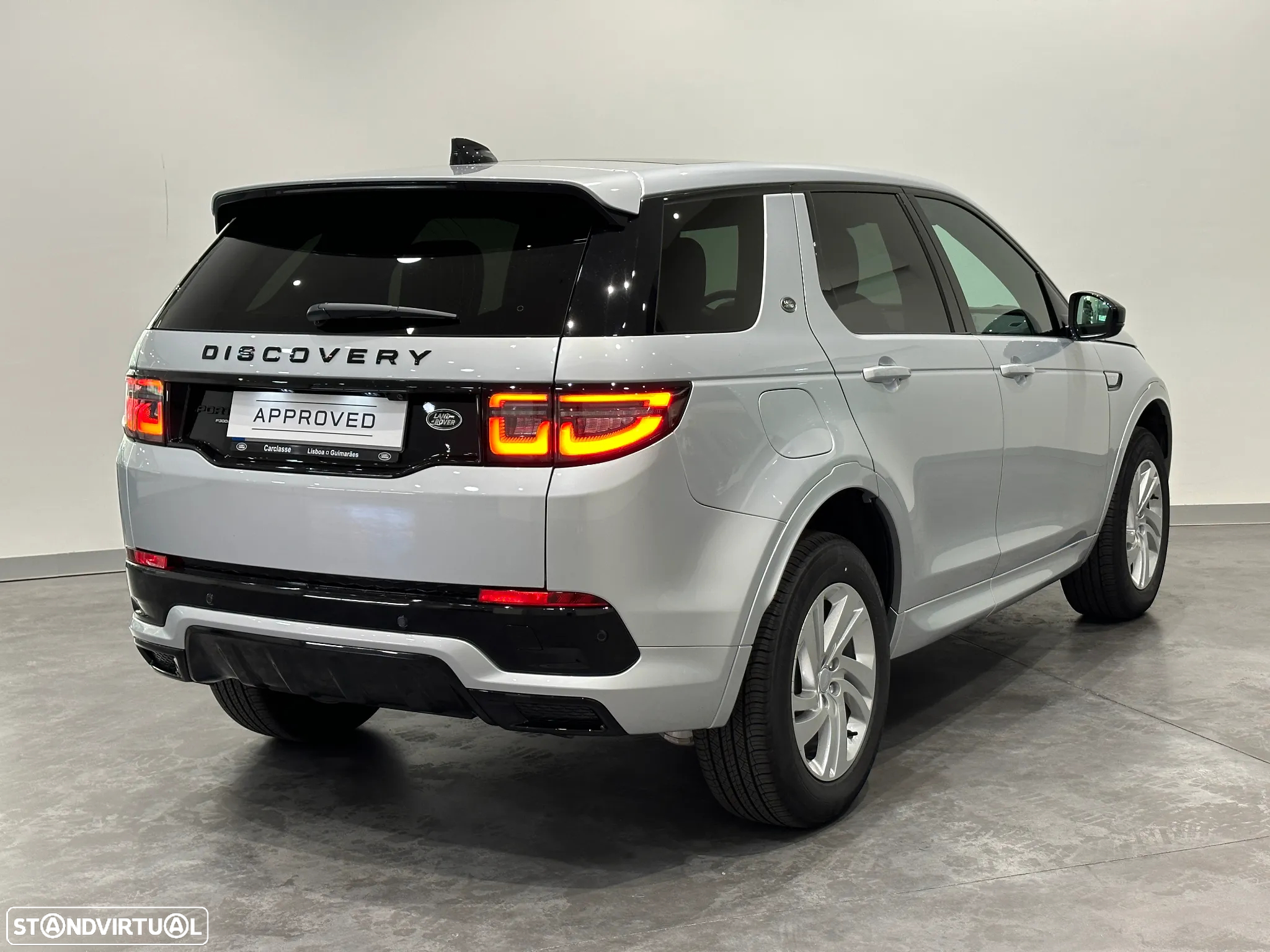 Land Rover Discovery Sport 1.5 I3 P300e AWD R-Dynamic S - 3