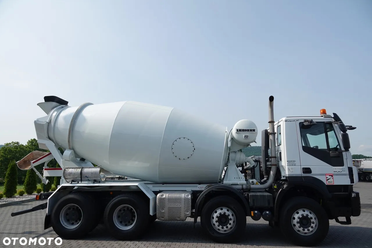 Iveco TRAKKER 400 / 8X4 / BETONOMIESZARKA 9 M3 / LIEBHERR / ALUFELGI / EURO 6 - 12