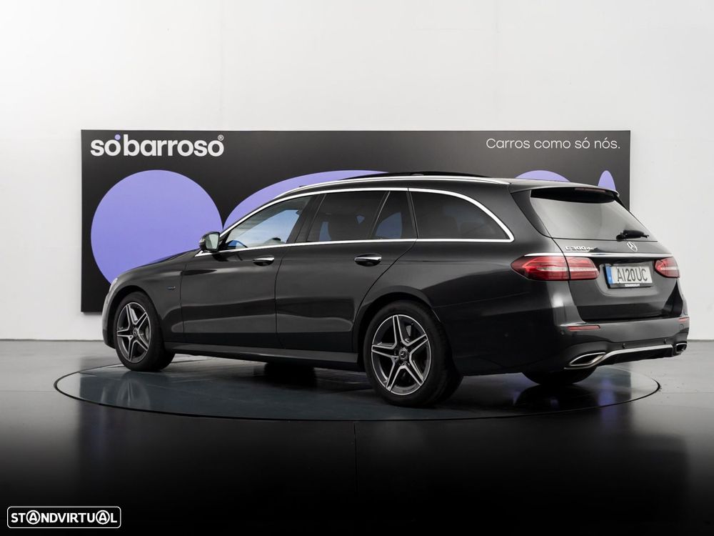 Mercedes-Benz E 300 de AMG Line - 4