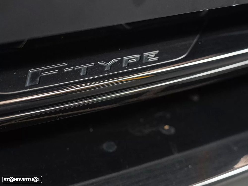 Jaguar F-Type 2.0 i4 R-Dynamic Black - 19