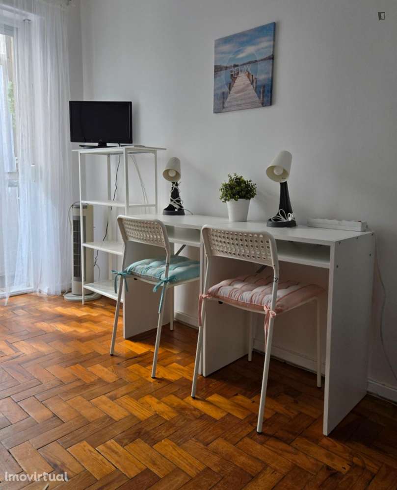 Cama - localizado em Amadora Lisbon - Grande imagem: 3/16