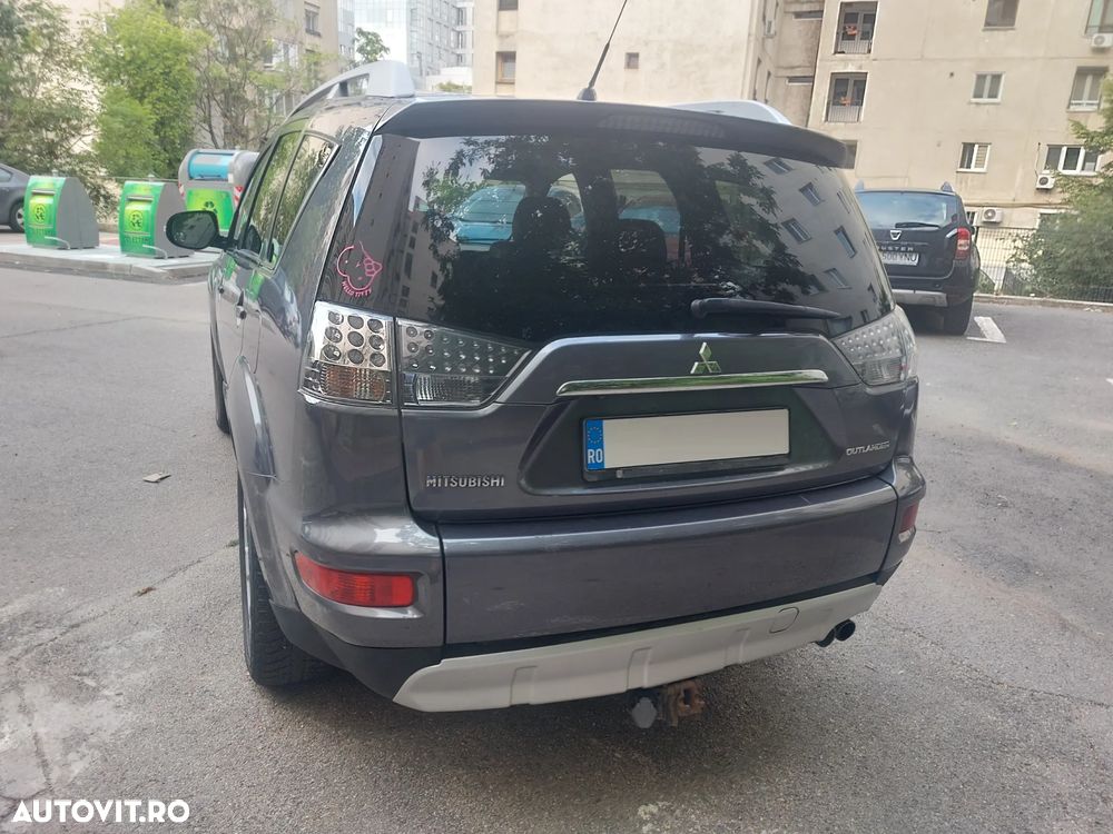Mitsubishi Outlander 2.2 DI-D 4WD TC-SST Intense+ A05 - 5