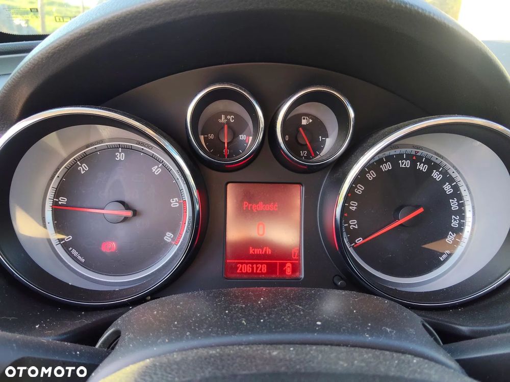 Opel Insignia 2.0 CDTI 150 Jahre - 8