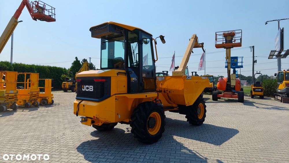 JCB 6 FT - 6