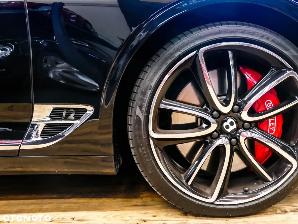 Bentley Continental GT - 24