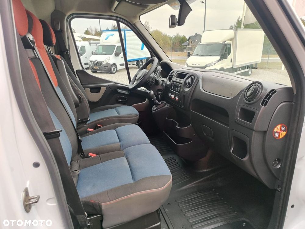 Renault Master - 18