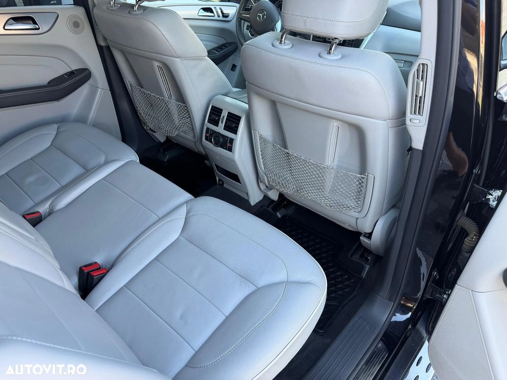 Mercedes-Benz ML 350 BlueTEC 4MATIC Aut - 10
