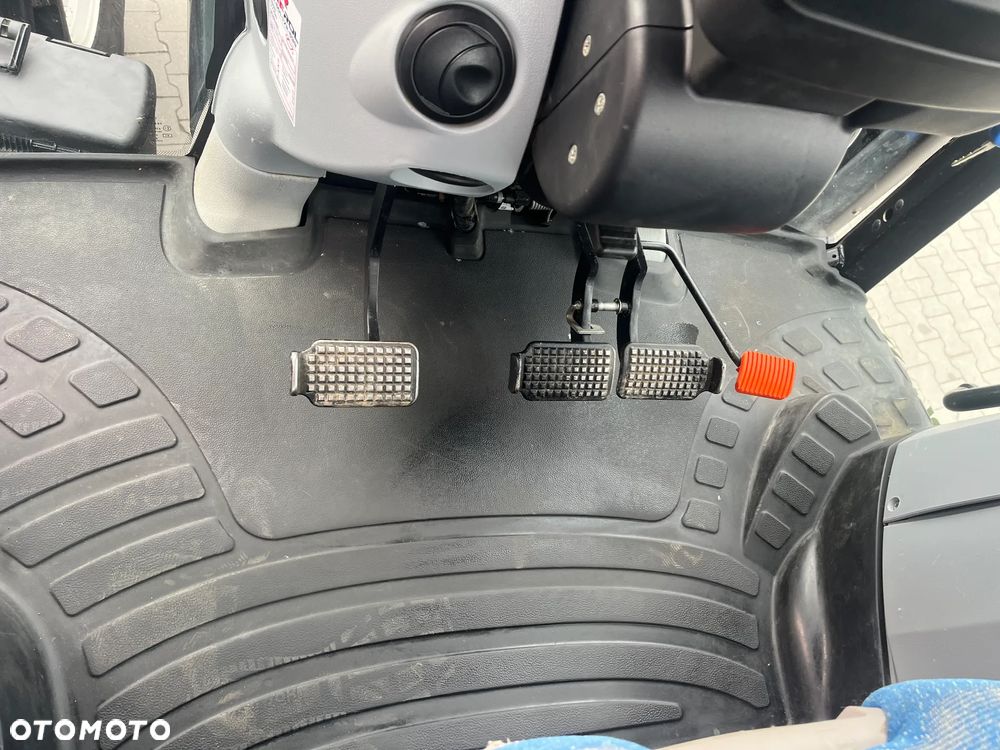 New Holland T-6080 Plus - 10