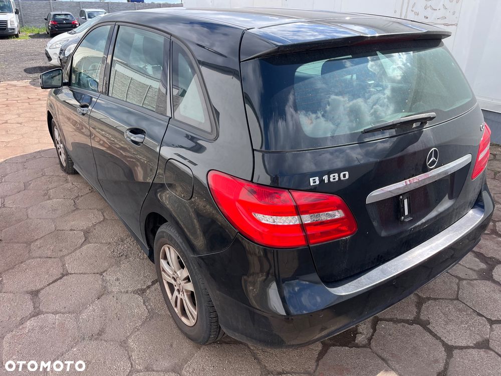 Mercedes-Benz Klasa B 180 CDI (BlueEFFICIENCY) - 4