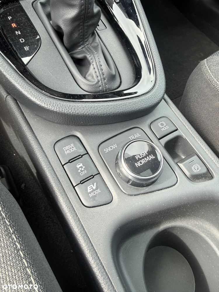 Toyota Yaris Cross - 15