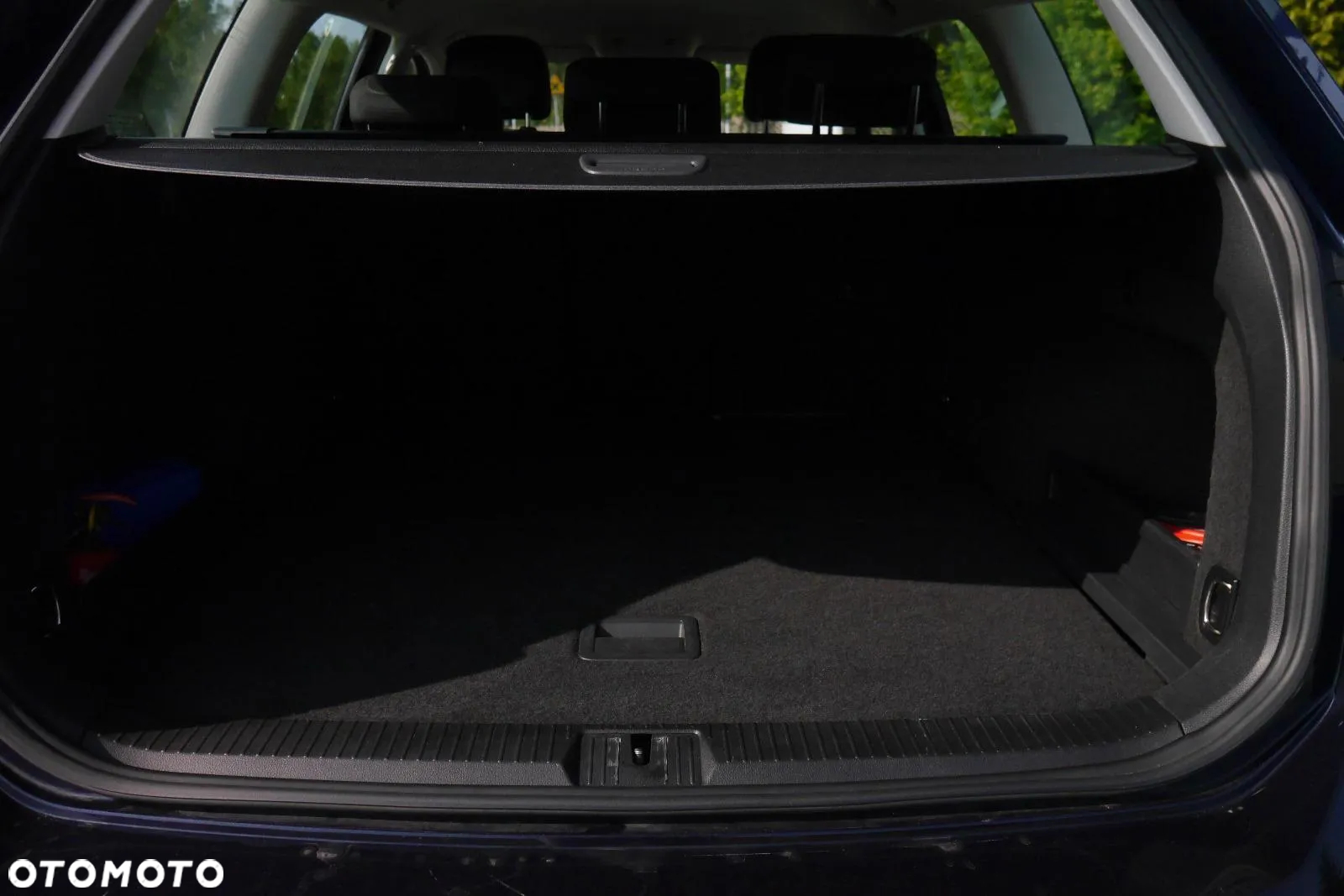 Volkswagen Passat 1.6 TDI BMT Comfortline - 12