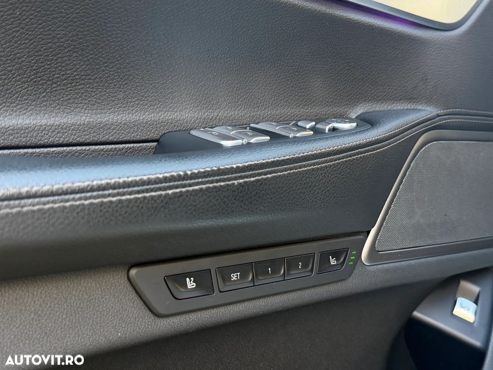 BMW Seria 7 745e - 26