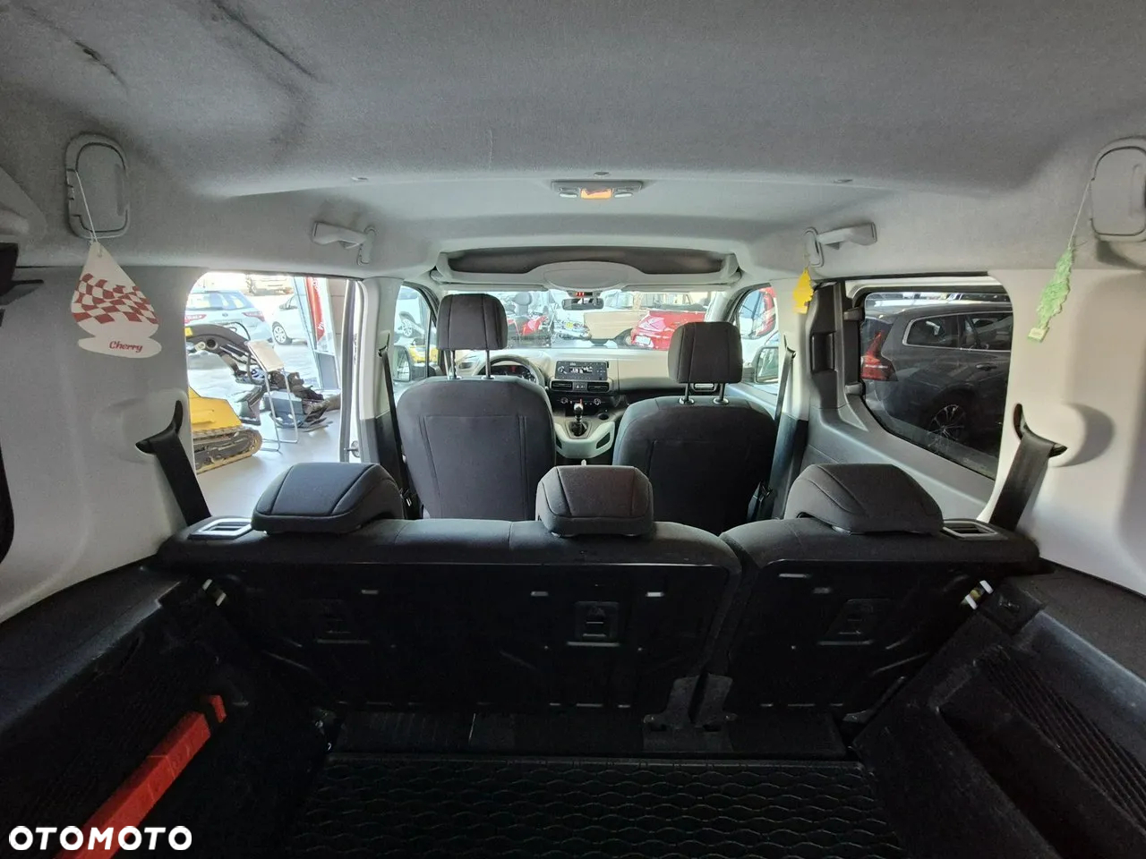 Citroën Berlingo M 1.2 PureTech Feel S&S - 26