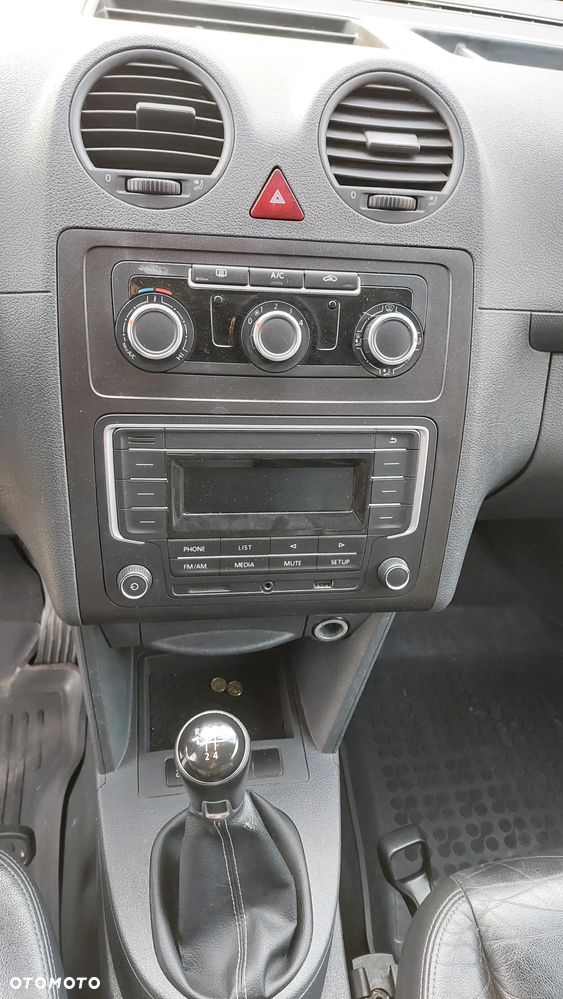 Volkswagen CADDY - 13