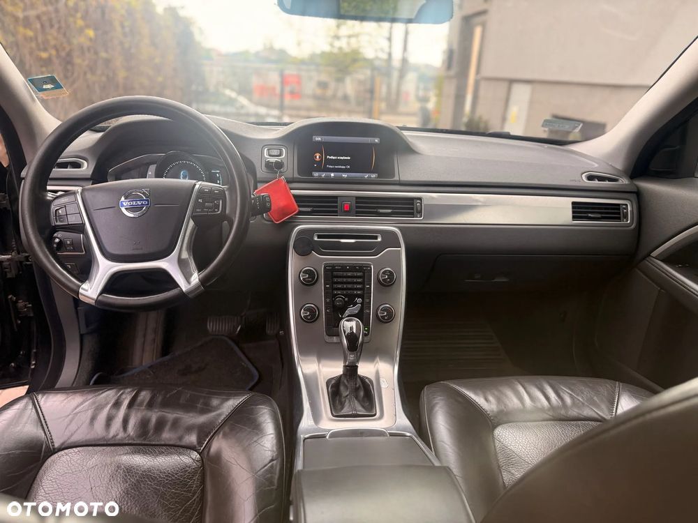 Volvo V70 D2 Summum - 11