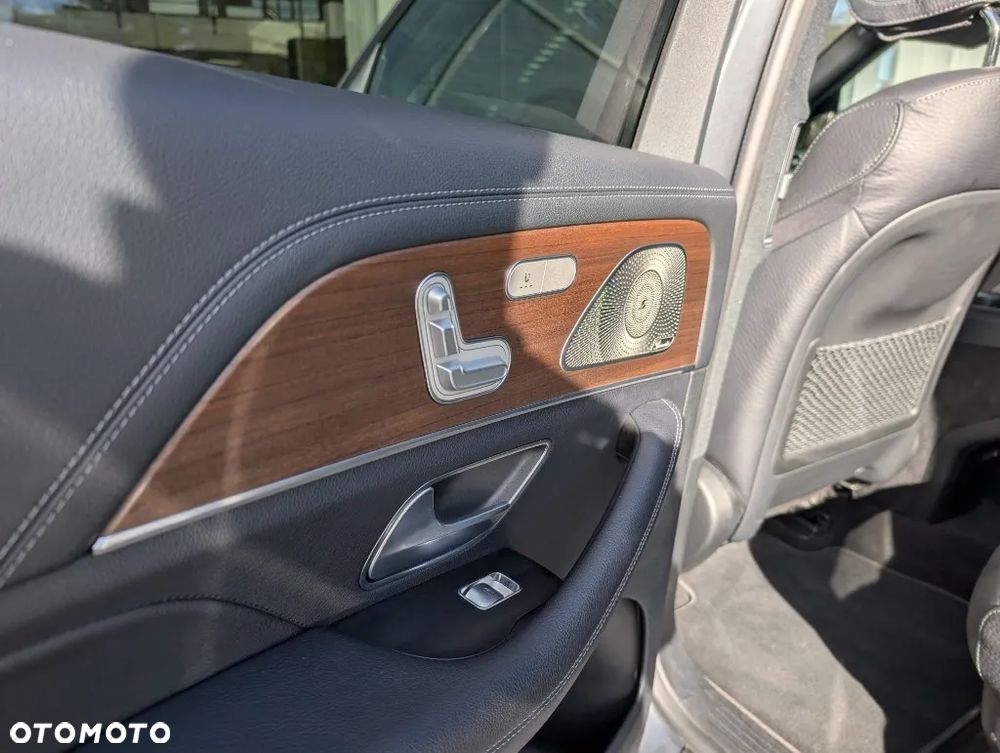 Mercedes-Benz GLE - 11