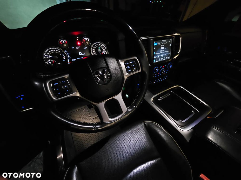 Dodge RAM - 28