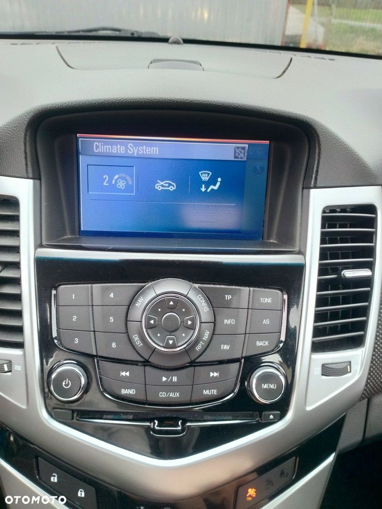 Chevrolet Cruze - 19