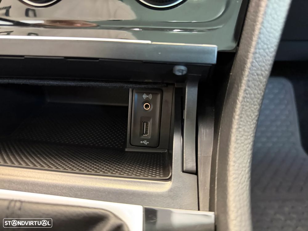 VW Golf Variant 1.6 TDi Highline - 31