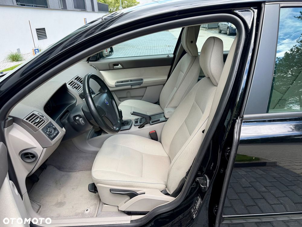 Volvo S40 2.0 - 8