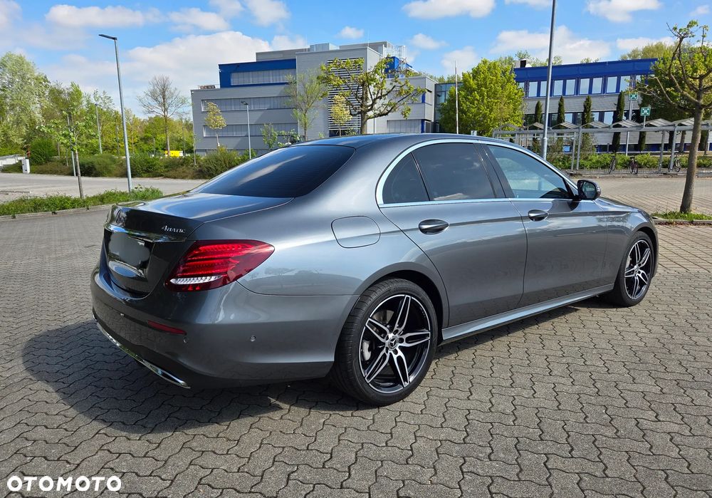 Mercedes-Benz Klasa E 400 d 4-Matic 9G-TRONIC - 5