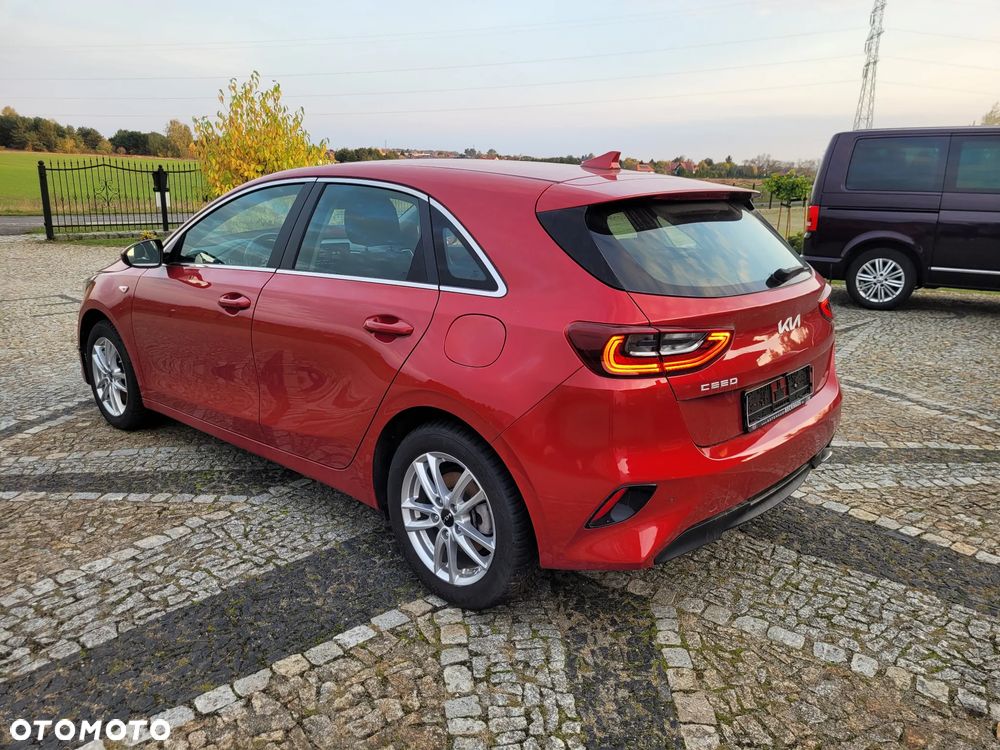 Kia Ceed 2022 photo 2
