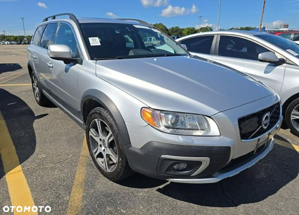Volvo XC 70 - 1