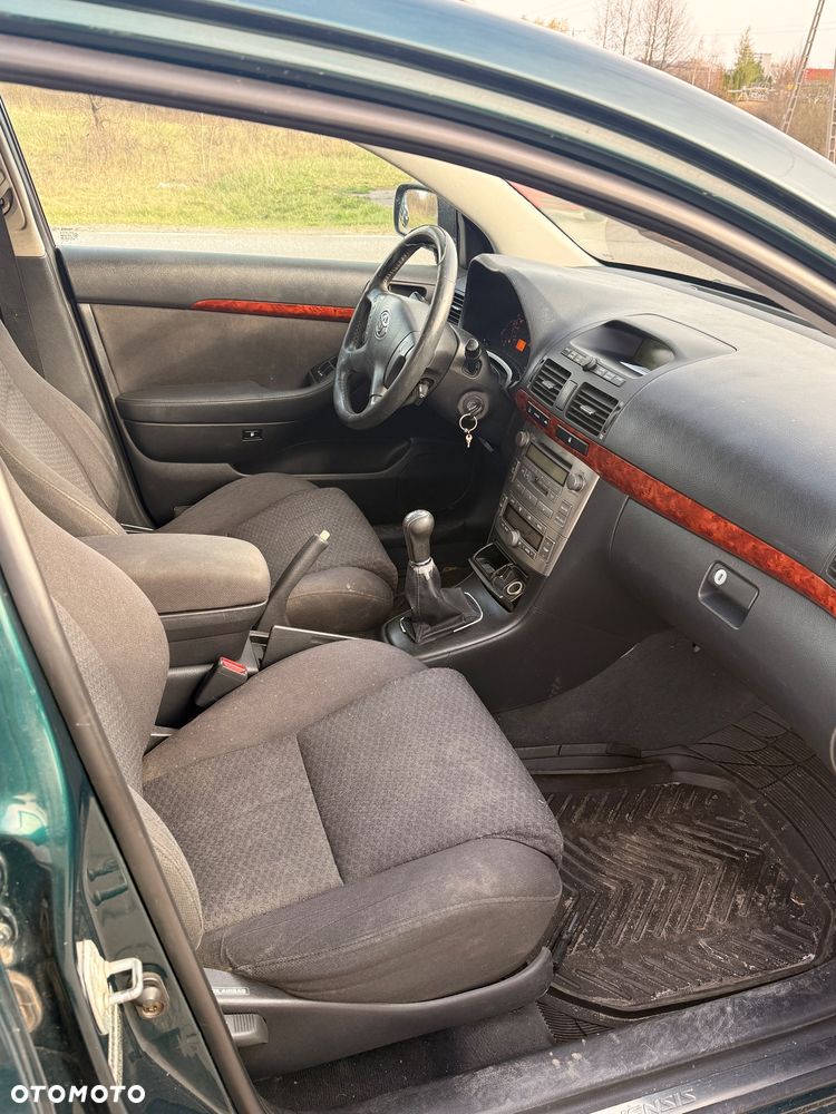 Toyota Avensis 2.0 VVT-i Sol - 7