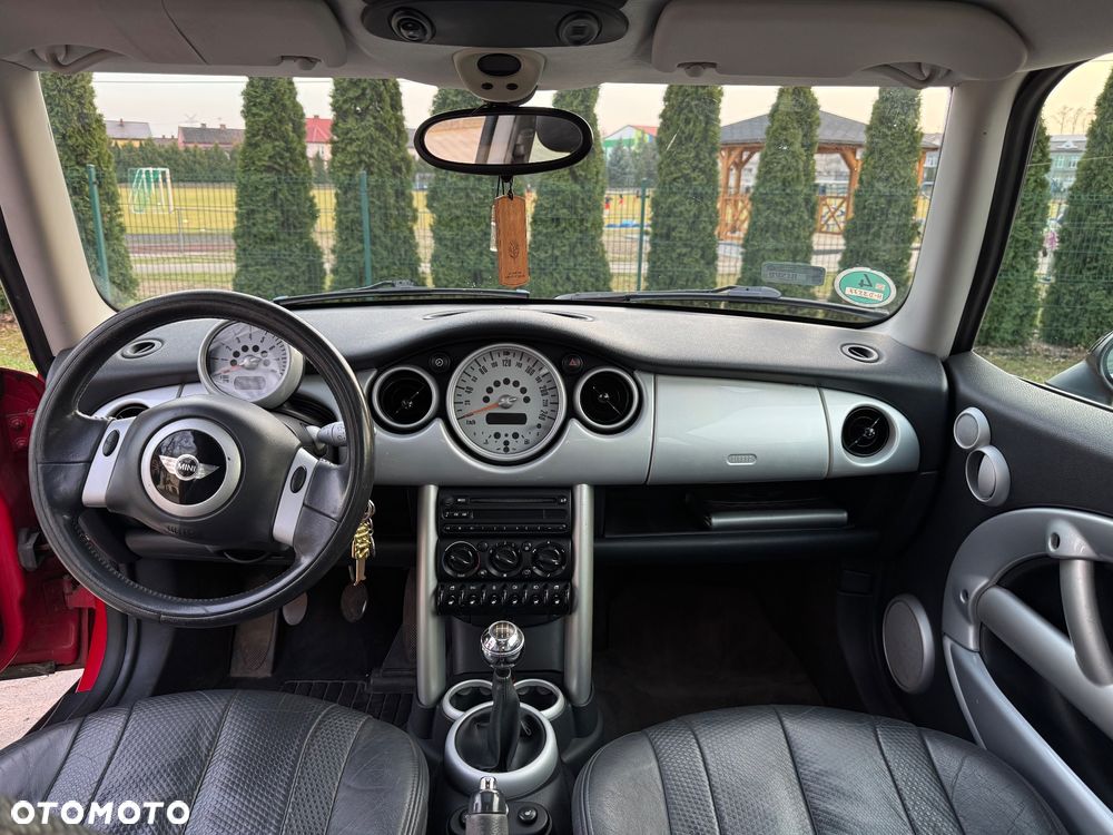 MINI ONE Standard - 8