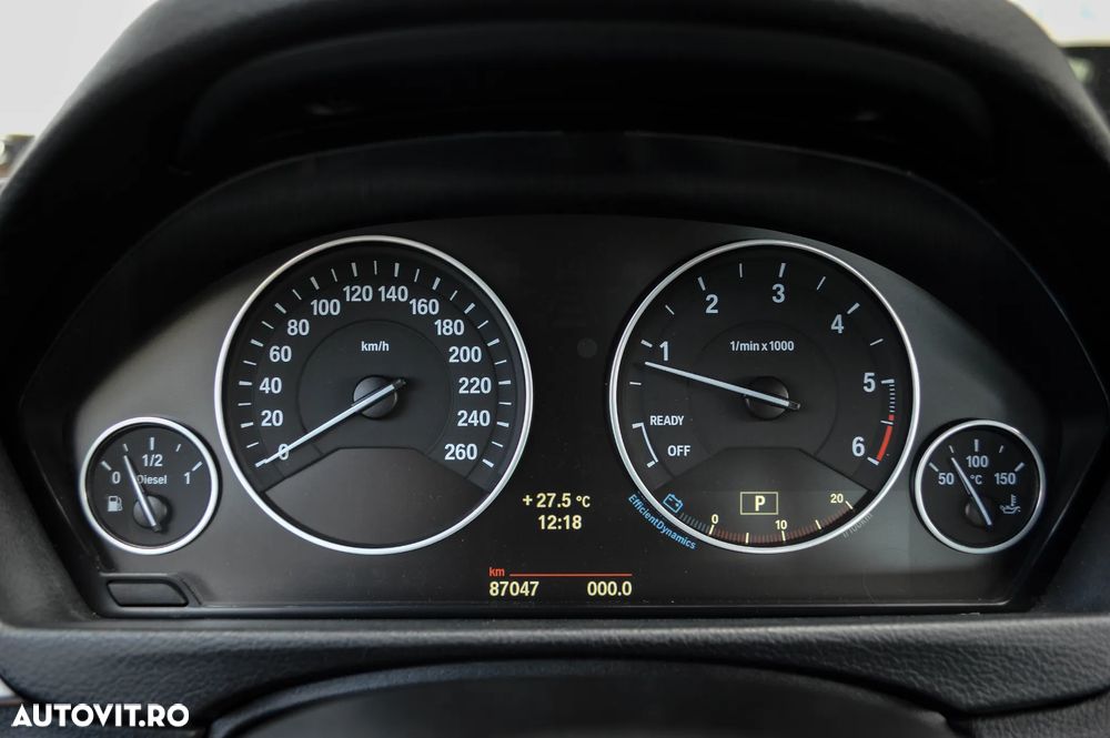 BMW Seria 3 320d xDrive DPF Aut. Edition Sport - 27