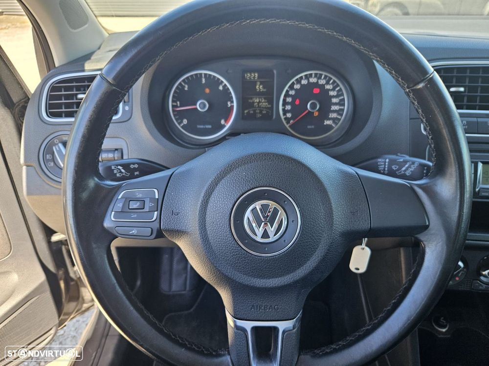 VW Polo 1.6 TDI Confortline BlueMotion - 18
