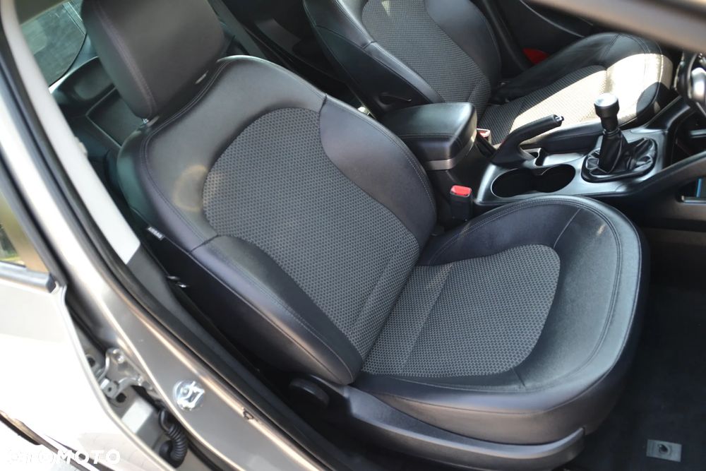 Hyundai ix35 2.0 2WD Comfort - 31