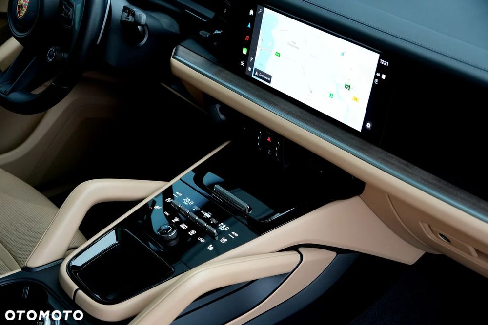 Porsche Cayenne E-Hybrid PHEV - 37