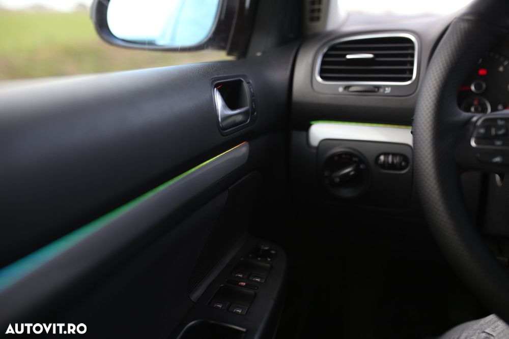 Volkswagen Golf - 13