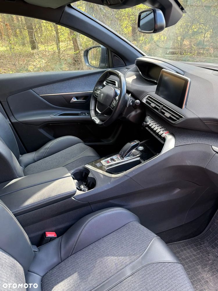 Peugeot 5008 1.5 BlueHDi GT Pack S&S EAT8 - 20