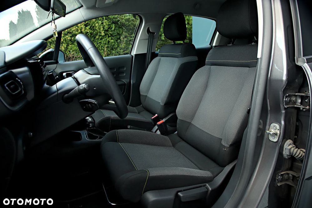 Citroën C3 1.2 PureTech Shine EAT6 - 22