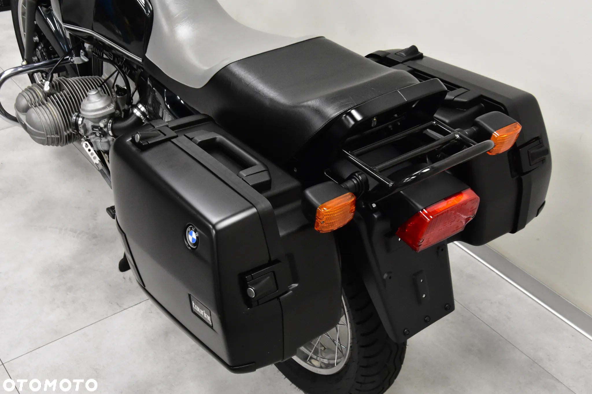 BMW R - 18