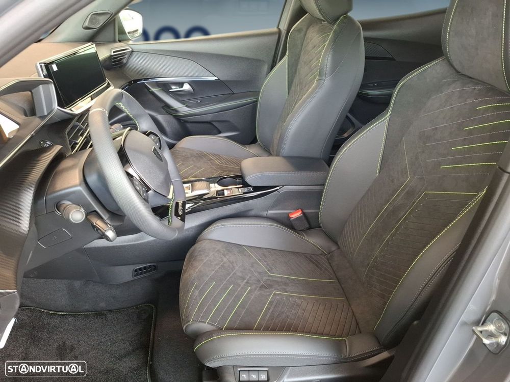 Peugeot 2008 1.2 Hybrid GT e-DCS6 - 8