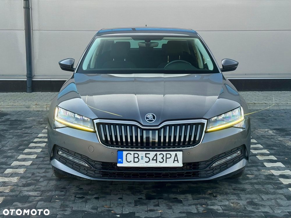 Skoda Superb 2.0 TDI SCR Ambition DSG - 6