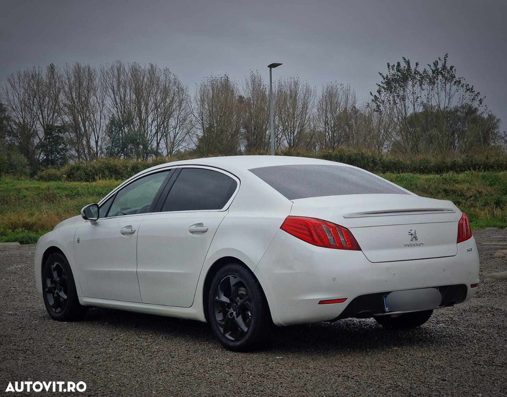 Peugeot 508 RXH Hybrid4 - 5