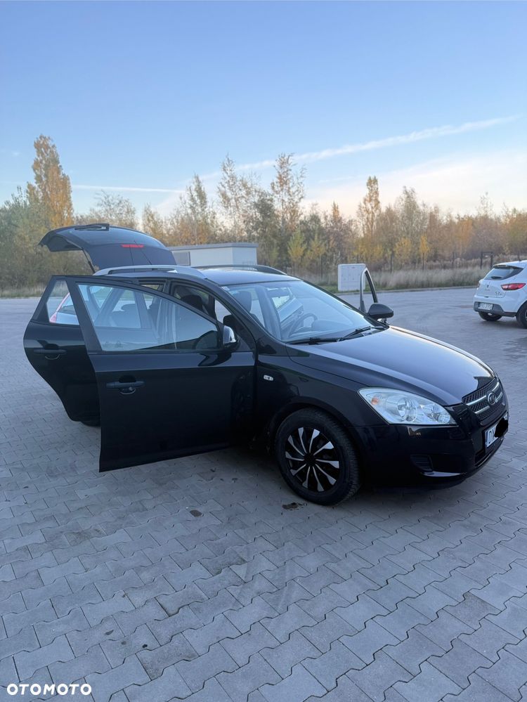 Kia Ceed Cee'd 1.4 Comfort + - 11