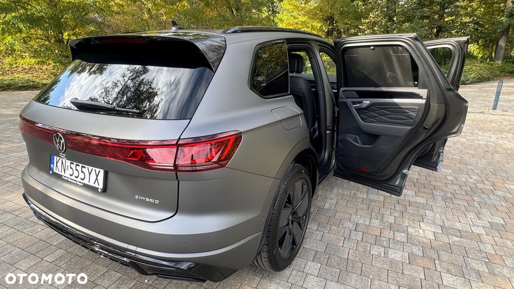 Volkswagen Touareg - 21