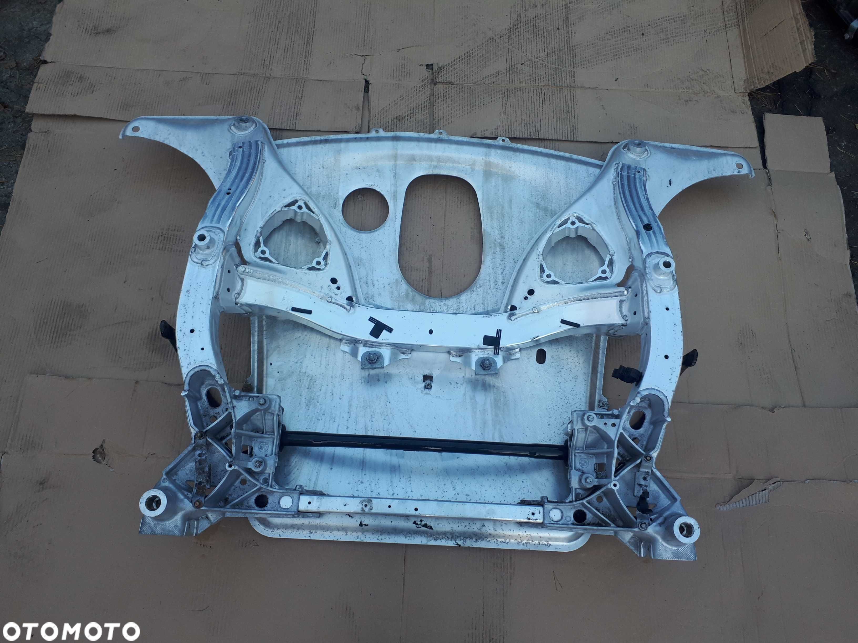 Sanki Wózek Kołyska Przód bmw m5 f10 m6 f06 f12 f13 4.4 v8 560km - 1