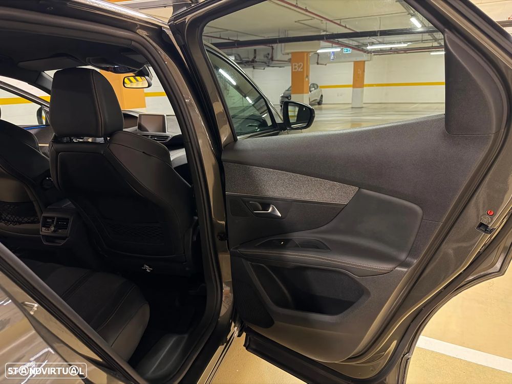 Peugeot 3008 1.5 BlueHDi GT Line - 11